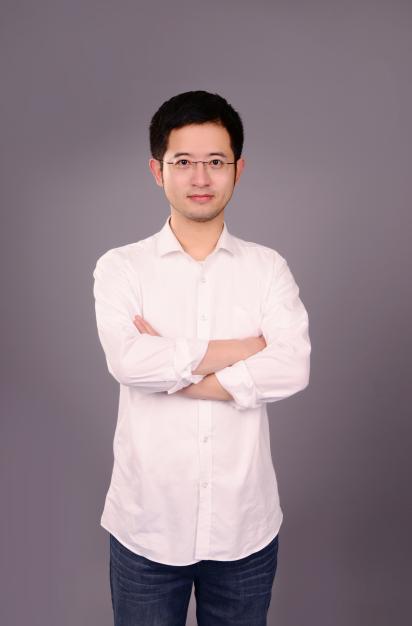 何弢 何弢